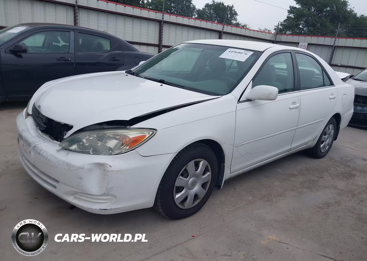 2004 Toyota Camry Le VIN:4T1BE30K24U370972 - 2