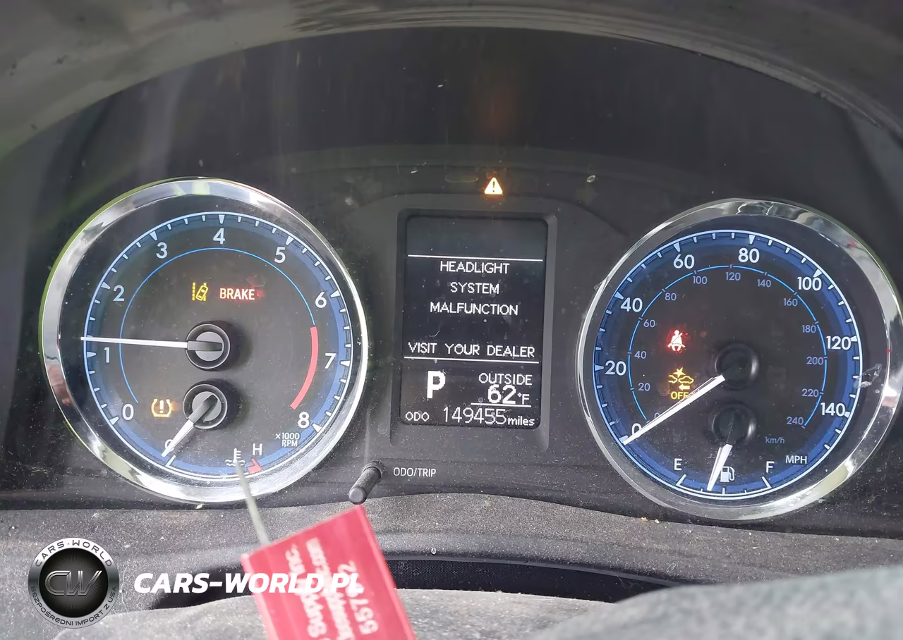 2018 Toyota Corolla Le VIN:5YFBURHE3JP851931 - 16