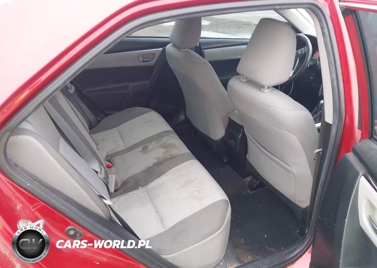 2018 Toyota Corolla Le VIN:5YFBURHE3JP851931 - 8