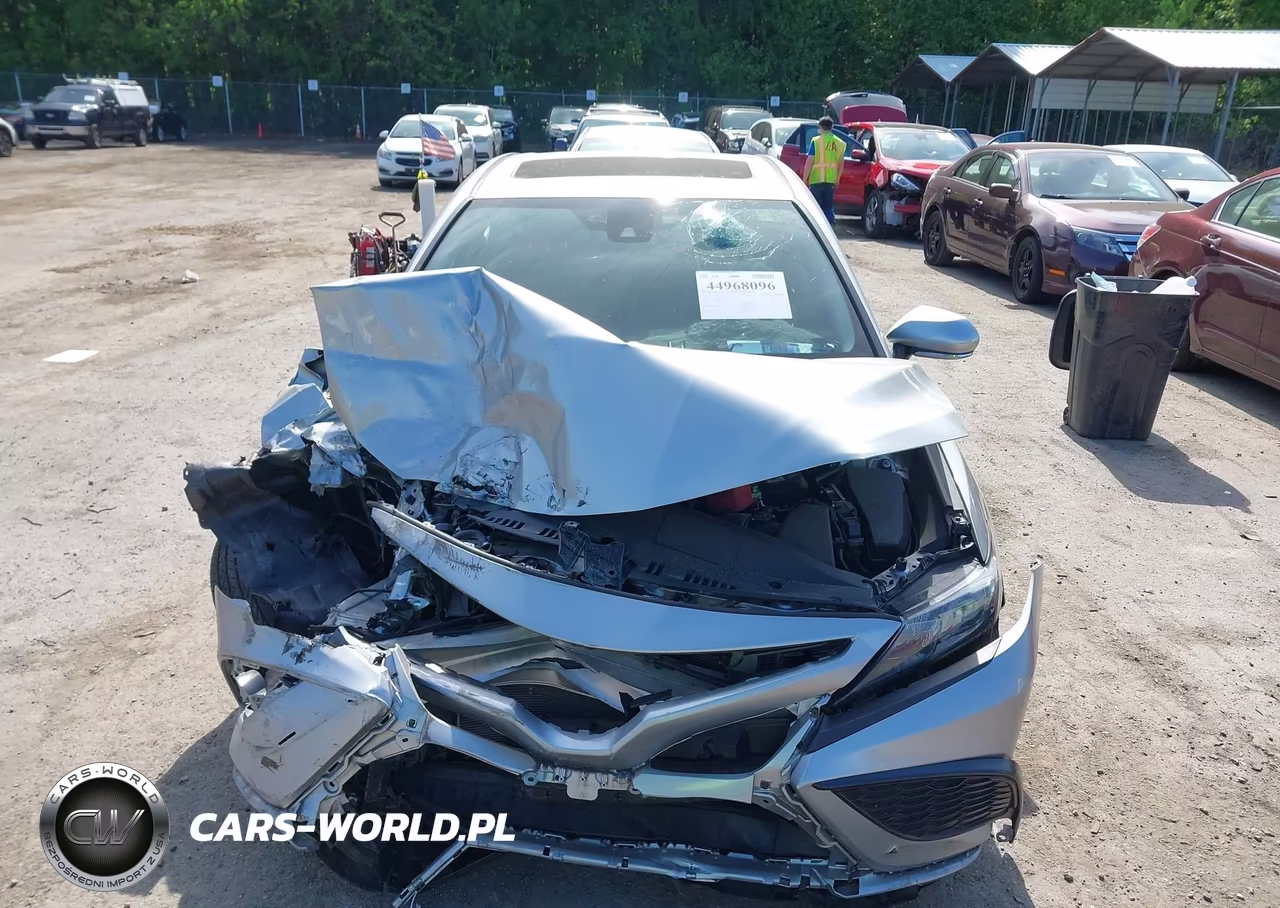 2022 Toyota Camry Se VIN:4T1G11AK1NU621082 - 13