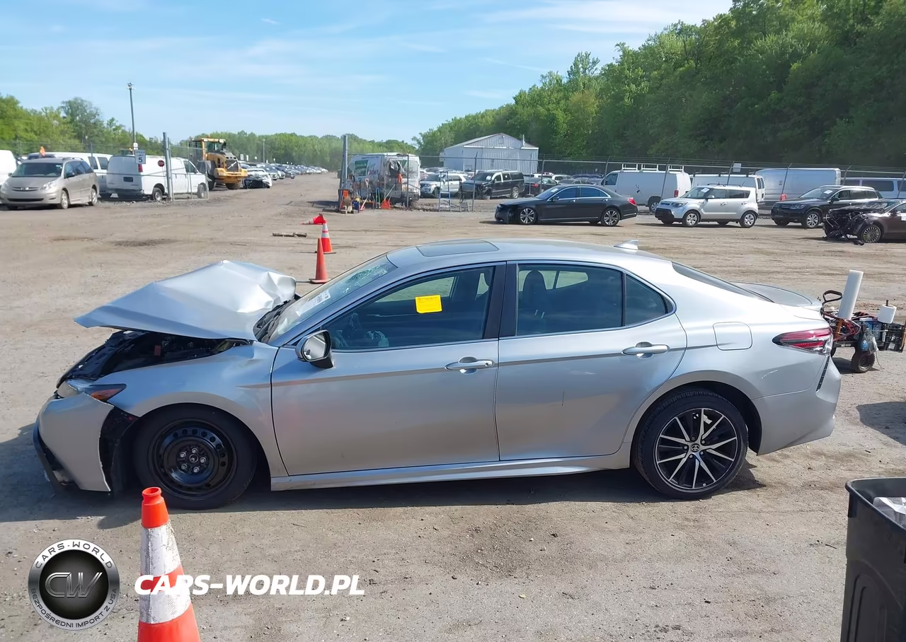 2022 Toyota Camry Se VIN:4T1G11AK1NU621082 - 15