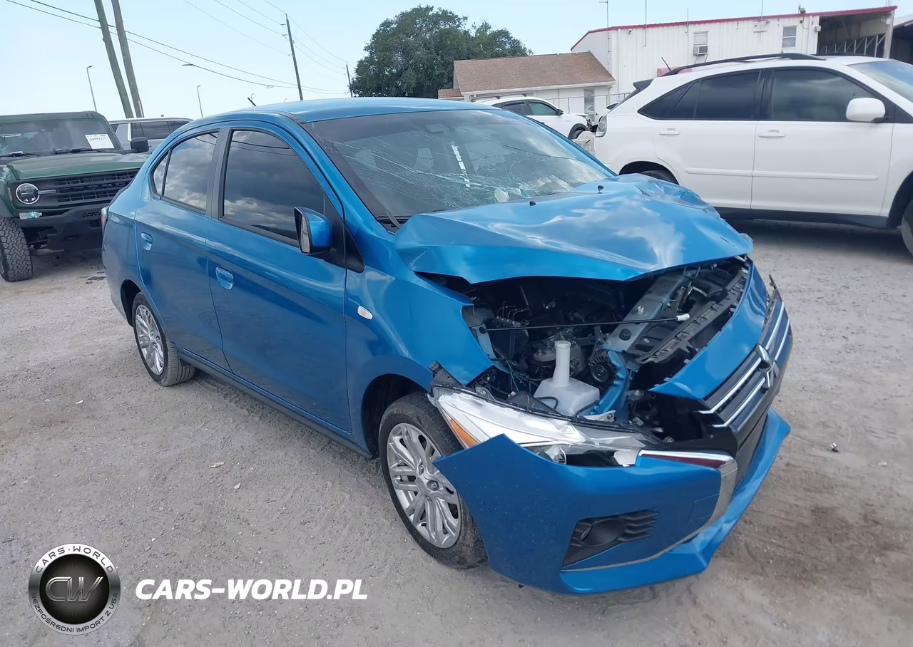2024 Mitsubishi Mirage G4 Le