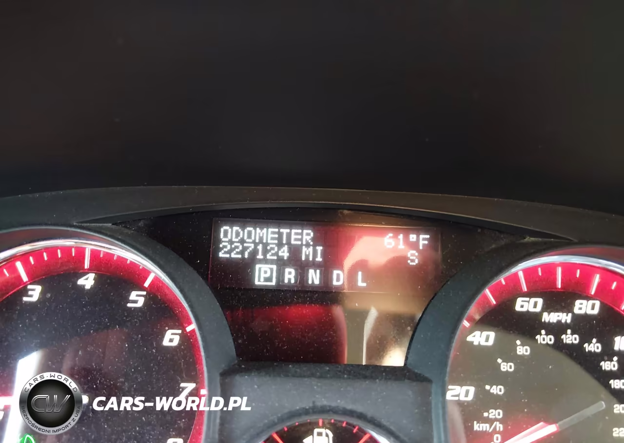 2011 GMC Acadia Denali VIN:1GKKRTED7BJ318551 - 16