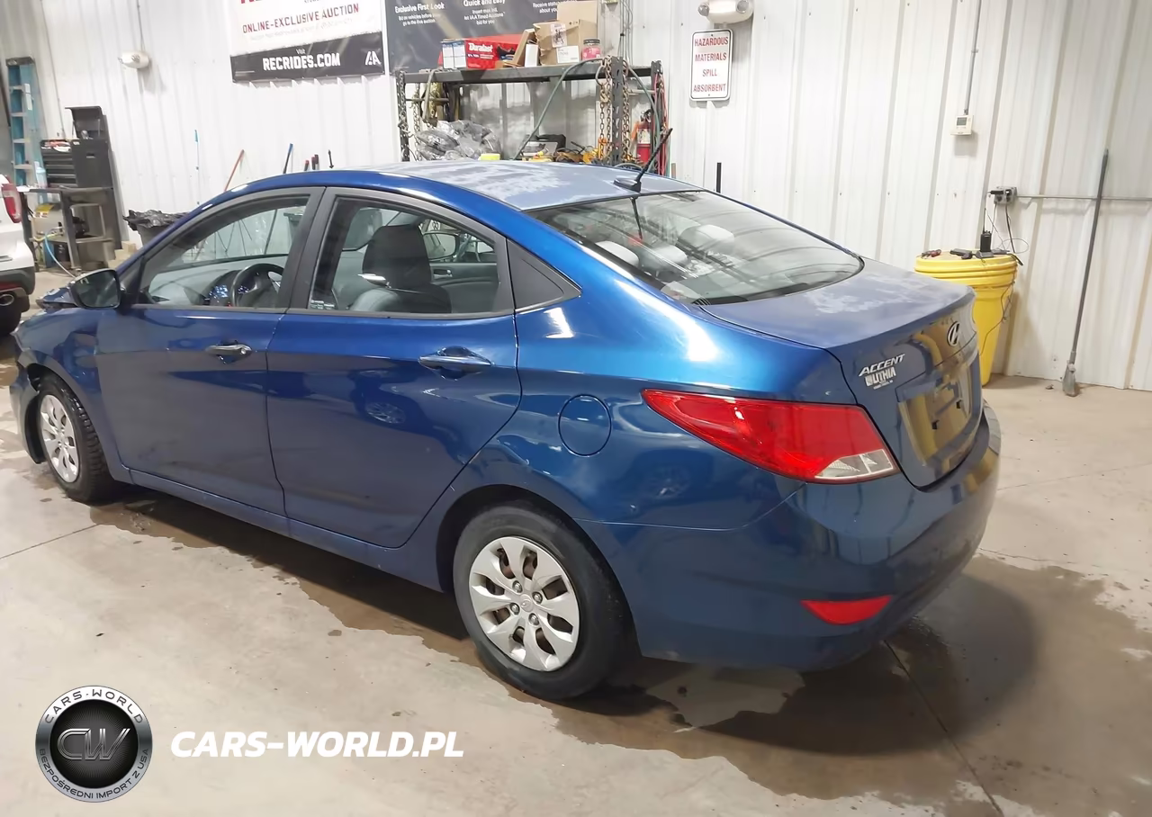 2015 Hyundai Accent Gls VIN:KMHCT4AE6FU802099 - 3