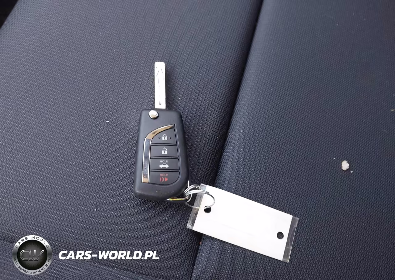 2026 Toyota Corolla Le VIN:5YFB4MDE9TP380377 - 11