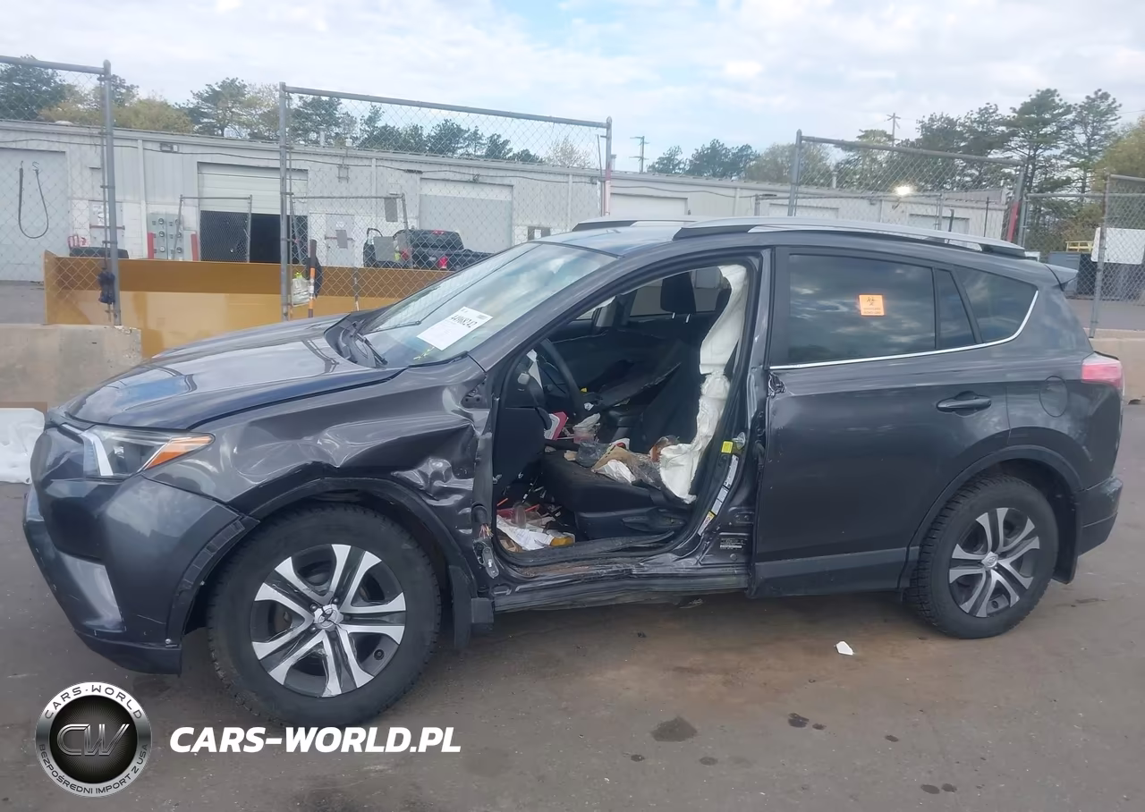 2017 Toyota Rav4 Le VIN:JTMBFREV4HJ115481 - 6