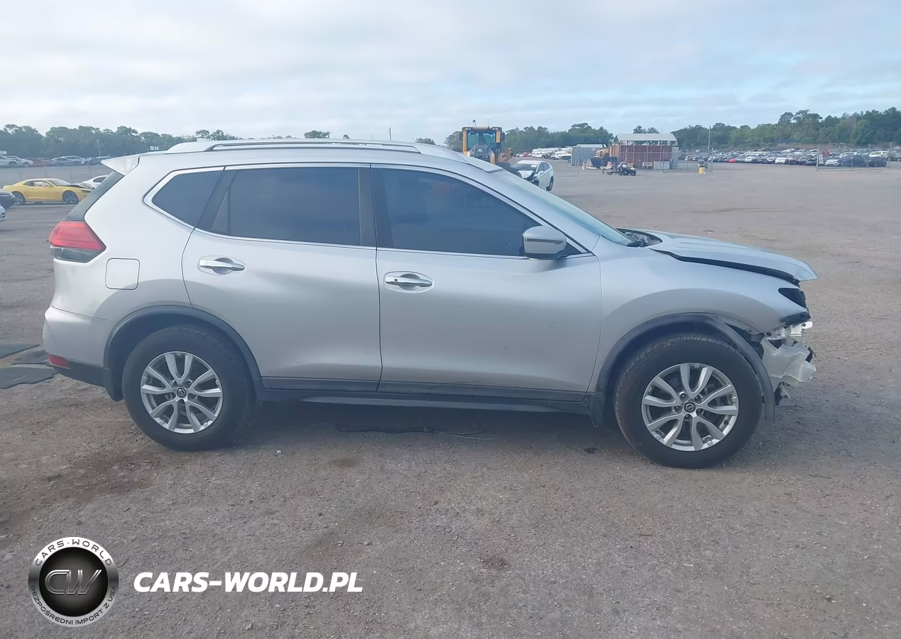 2017 Nissan Rogue Sv VIN:KNMAT2MT7HP611576 - 13
