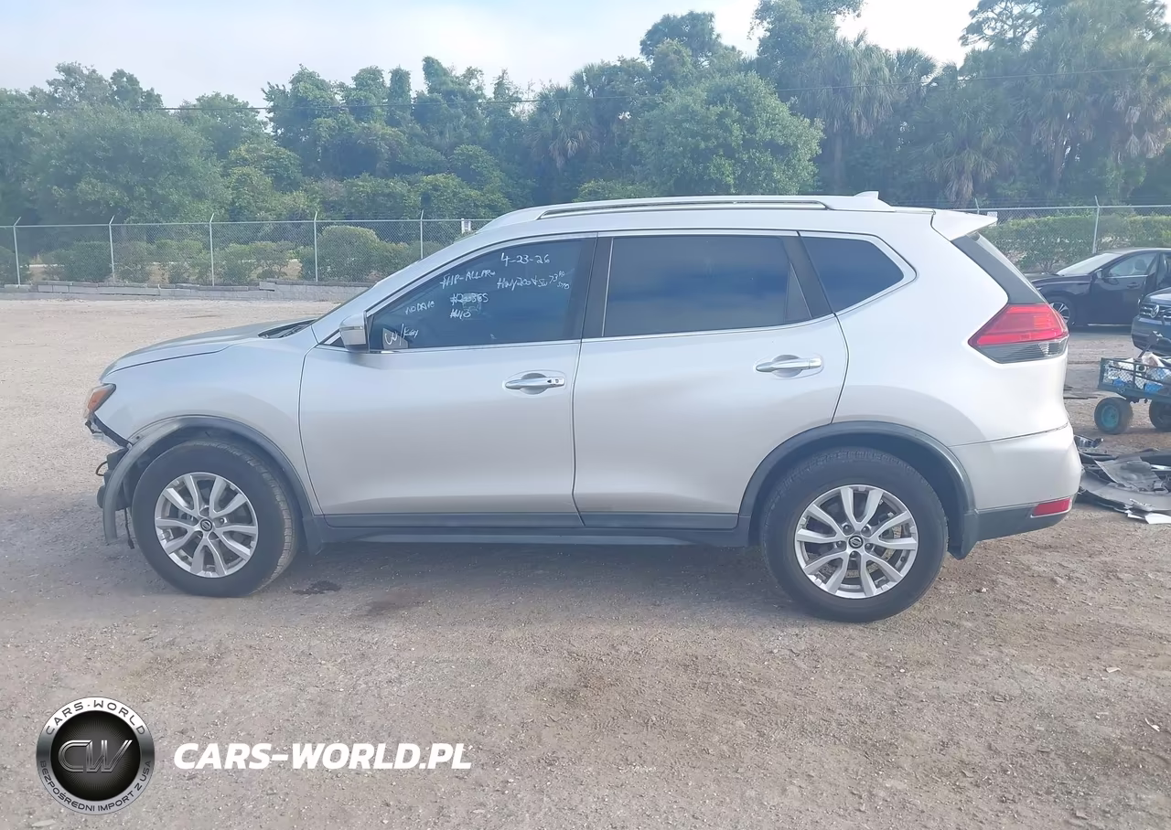 2017 Nissan Rogue Sv VIN:KNMAT2MT7HP611576 - 14