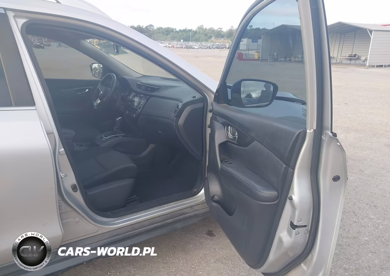 2017 Nissan Rogue Sv VIN:KNMAT2MT7HP611576 - 5