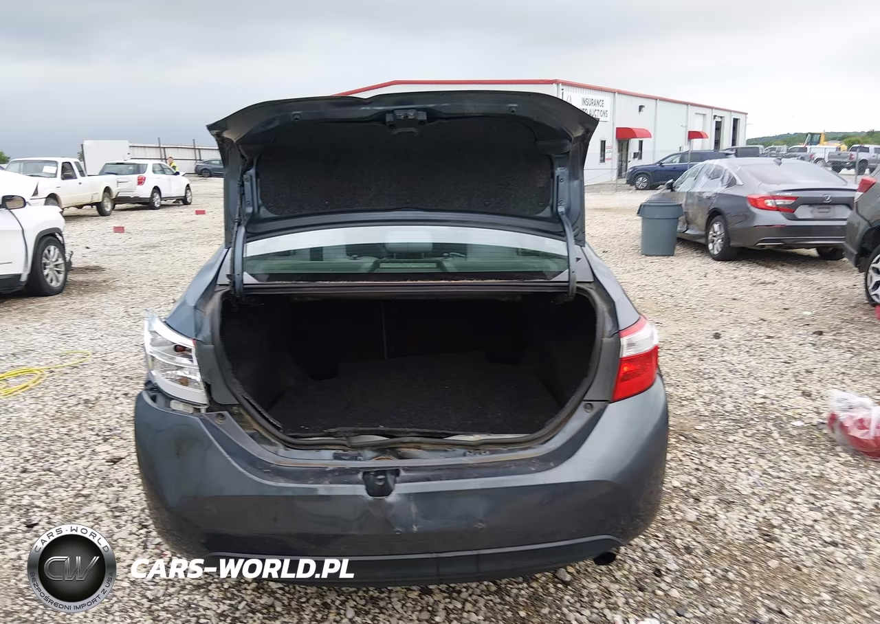 2015 Toyota Corolla Le VIN:2T1BURHE2FC343084 - 16