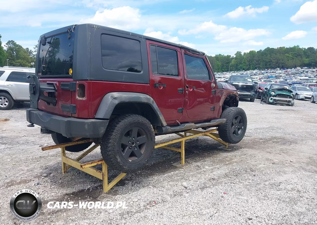 2009 Jeep Wrangler Unlimited X VIN:1J4GA39119L738971 - 4