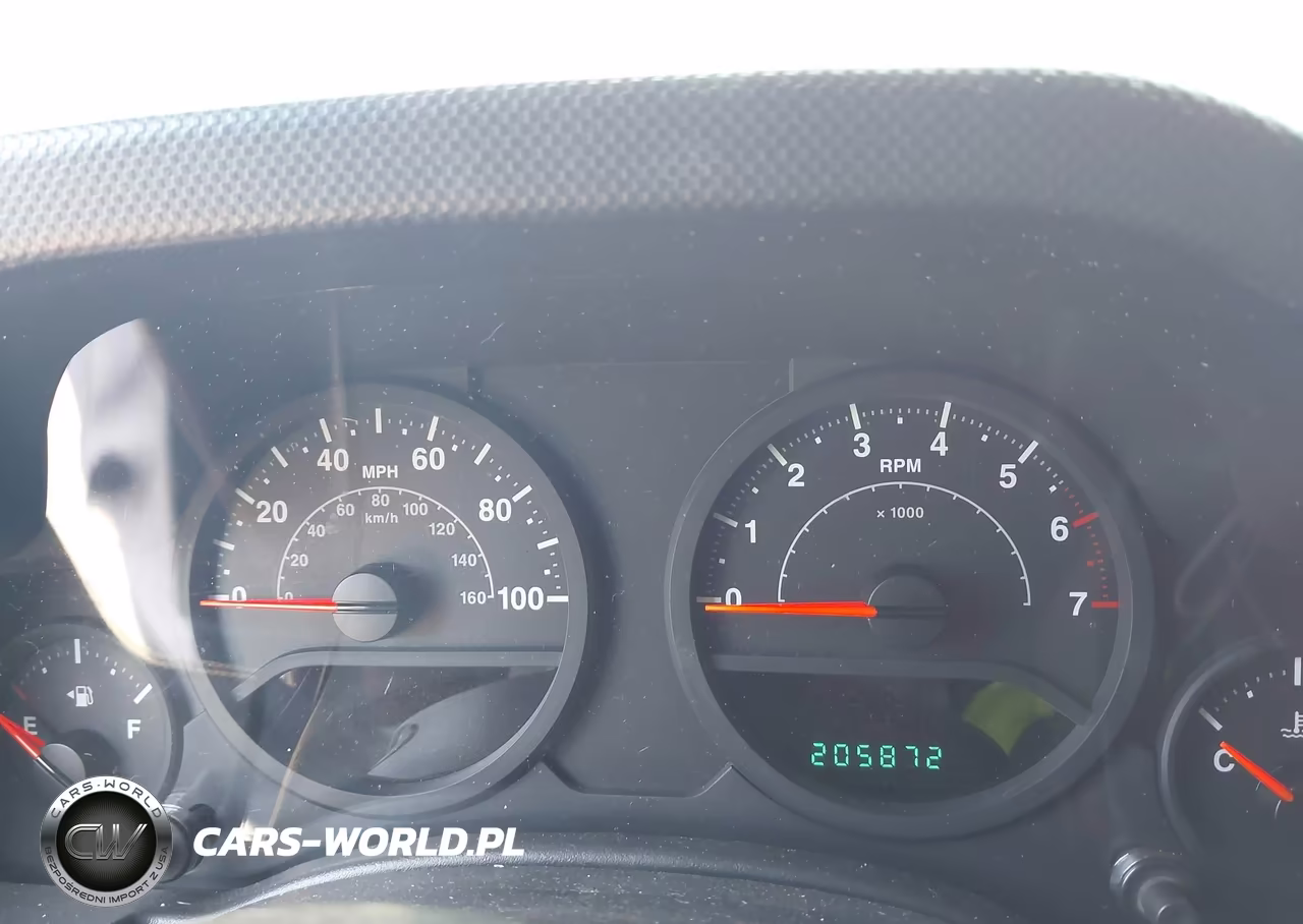 2009 Jeep Wrangler Unlimited X VIN:1J4GA39119L738971 - 7