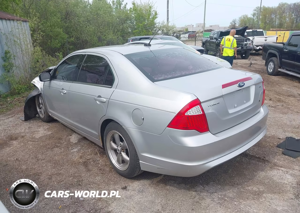 2010 Ford Fusion Se VIN:3FAHP0HA6AR157390 - 3