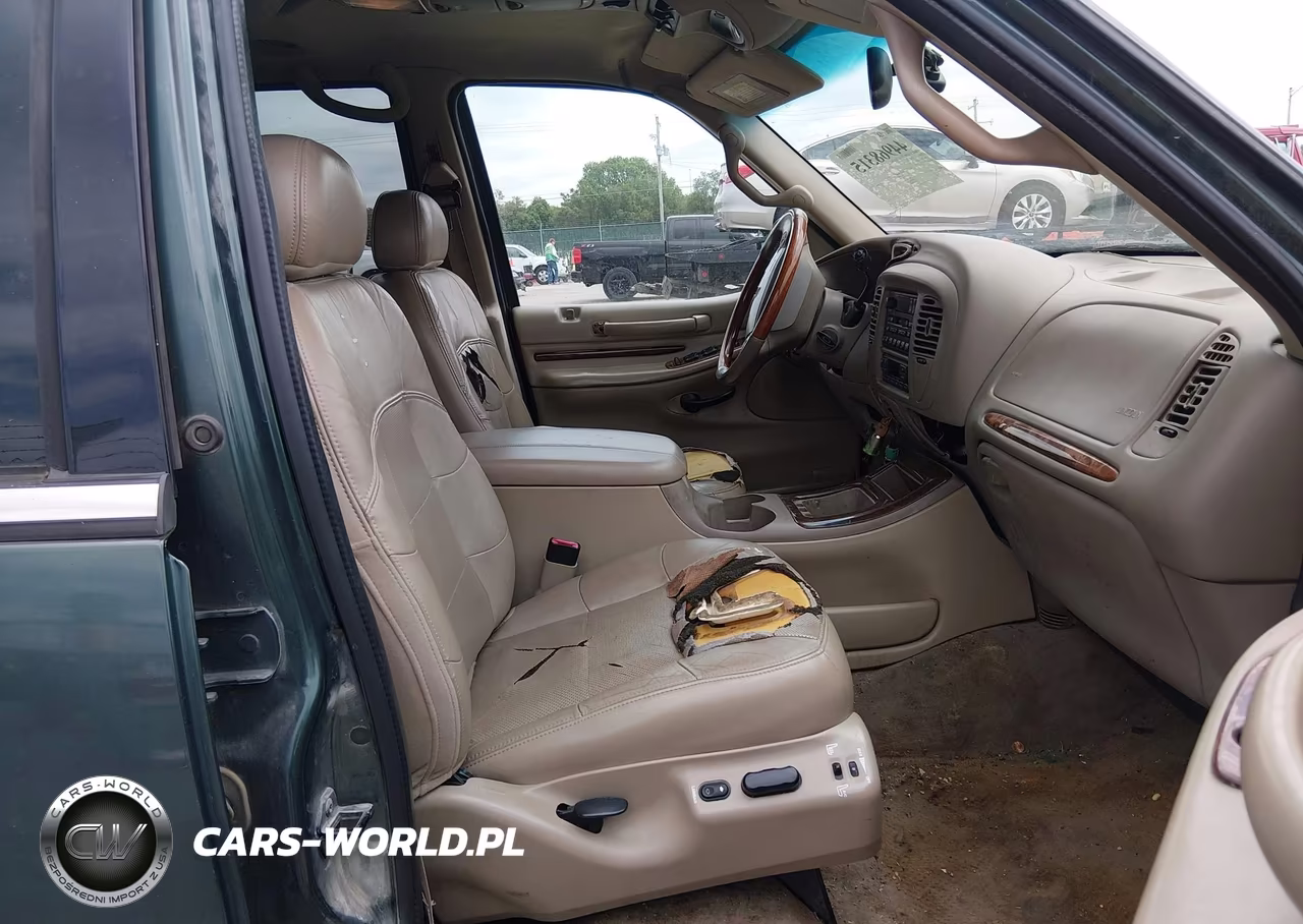 2000 Lincoln Navigator VIN:5LMEU27A1YLJ17710 - 5