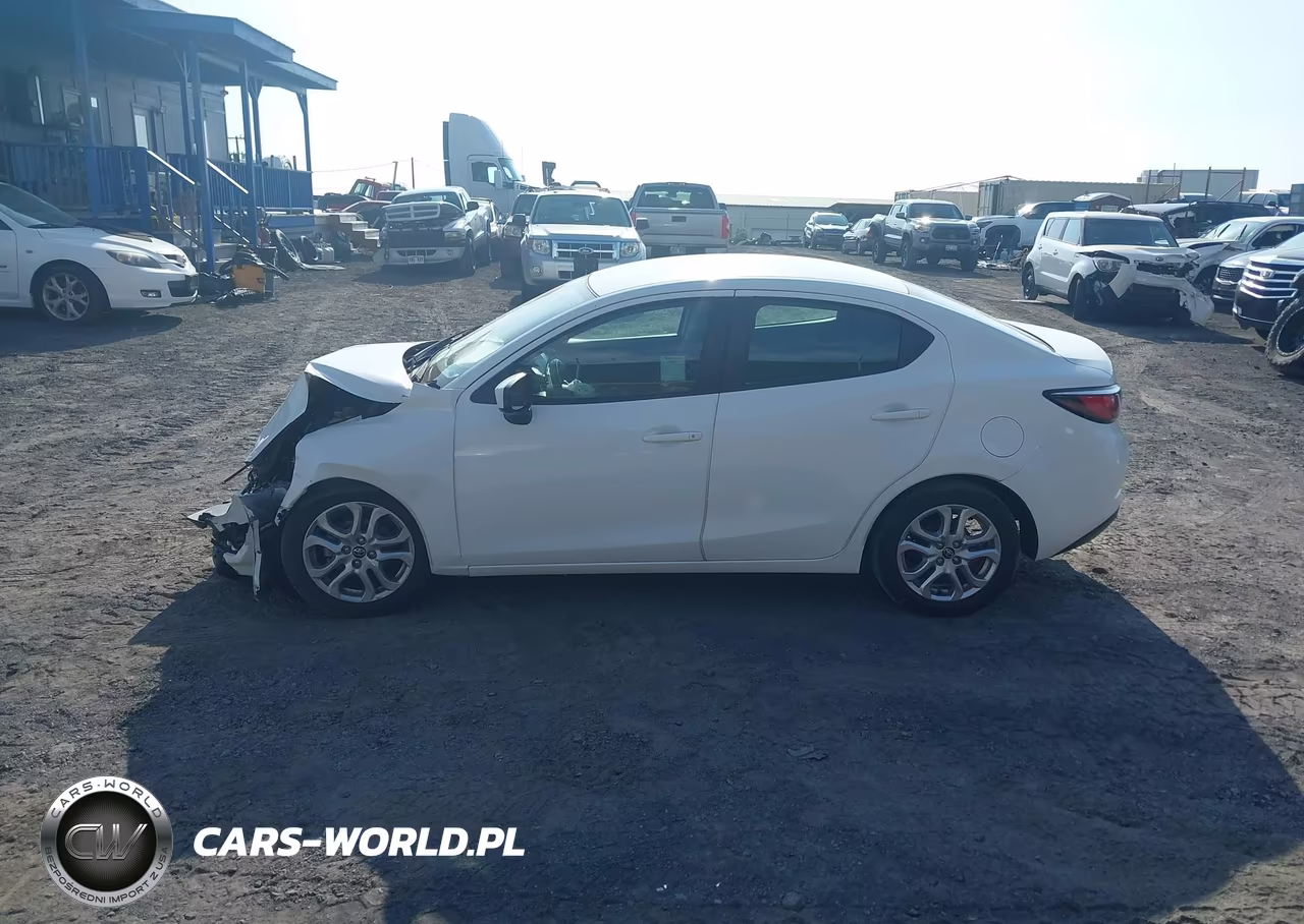 2018 Toyota Yaris Ia VIN:3MYDLBYV7JY327475 - 14