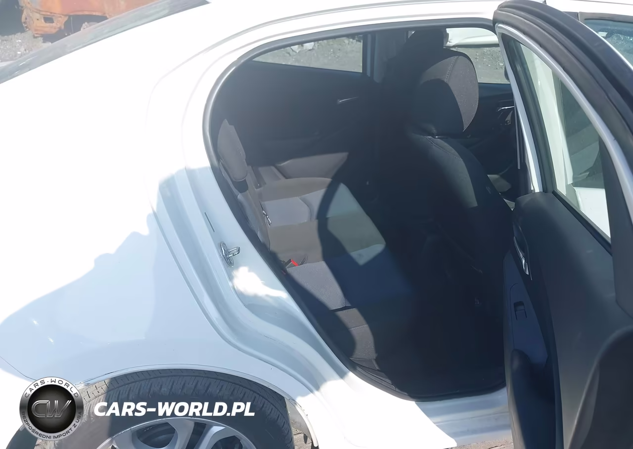 2018 Toyota Yaris Ia VIN:3MYDLBYV7JY327475 - 8