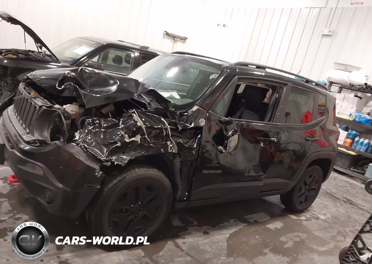 2017 Jeep Renegade Deserthawk 4X4 VIN:ZACCJBCB7HPF70425 - 14