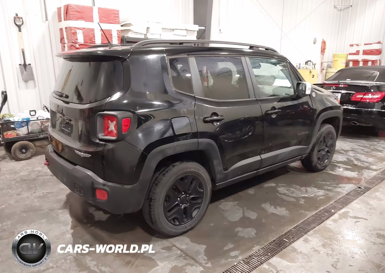 2017 Jeep Renegade Deserthawk 4X4 VIN:ZACCJBCB7HPF70425 - 4