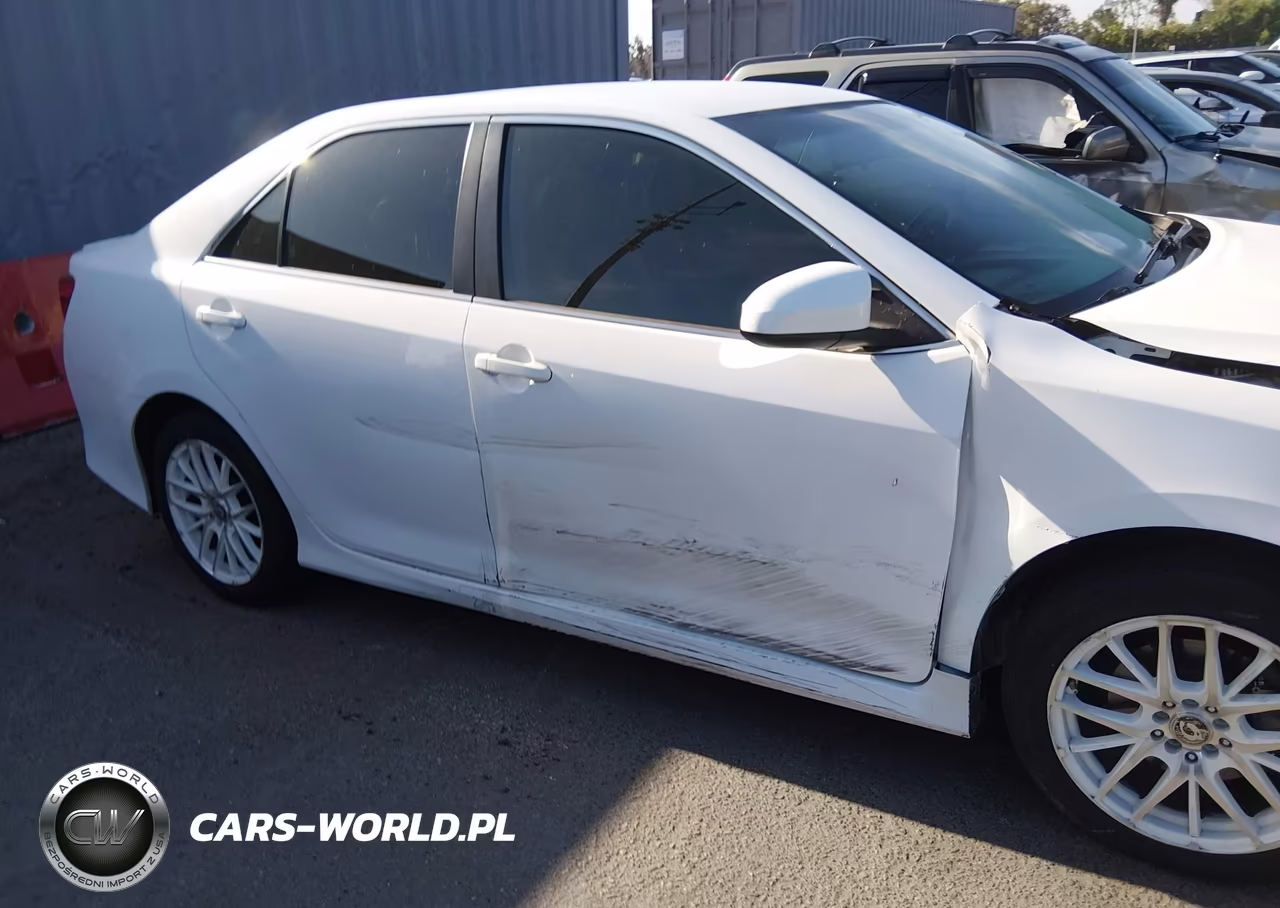 2014 Toyota Camry Se VIN:4T1BF1FKXEU463720 - 13