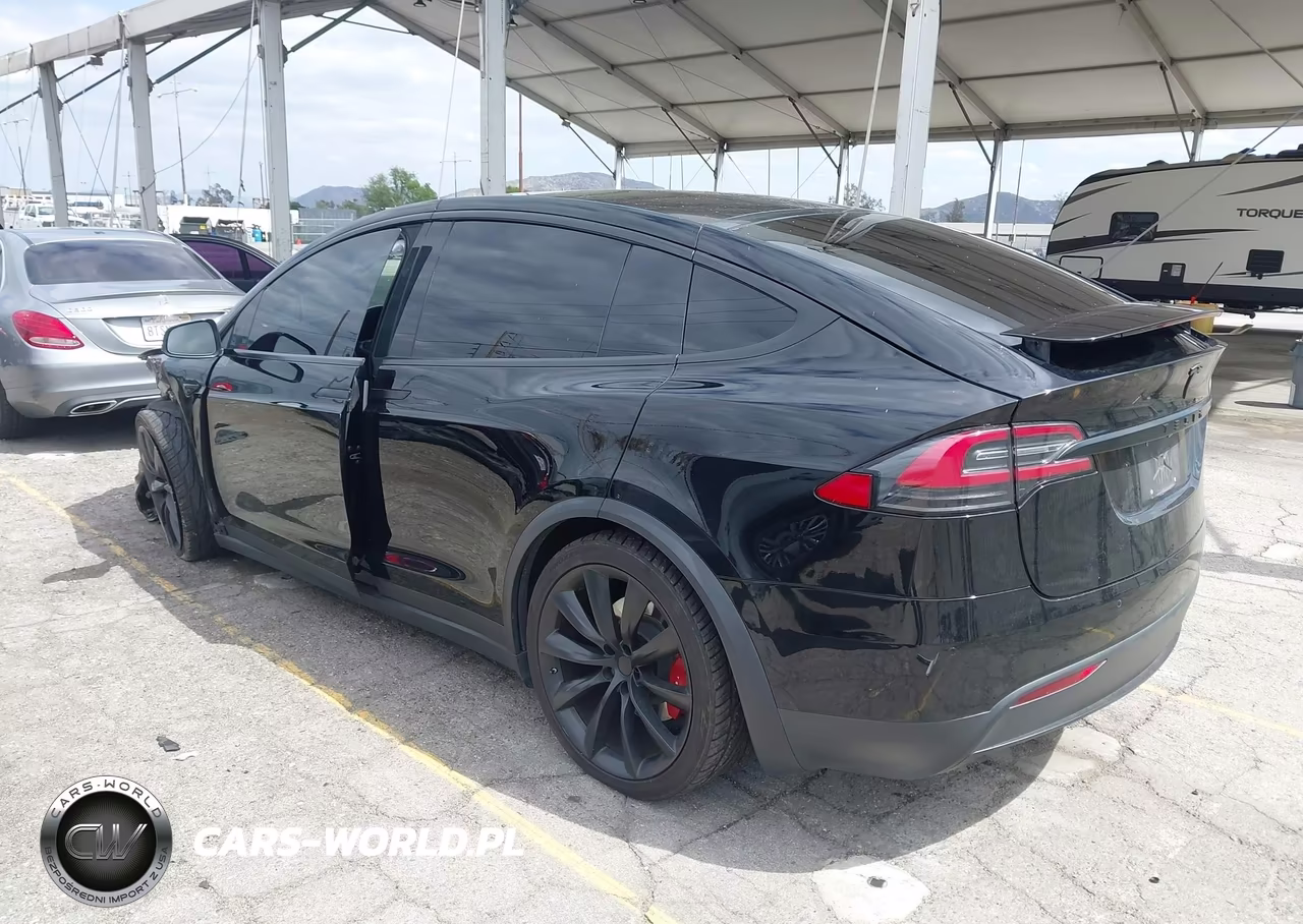2018 Tesla Model X 100D-75D-P100D VIN:5YJXCBE21JF142808 - 3