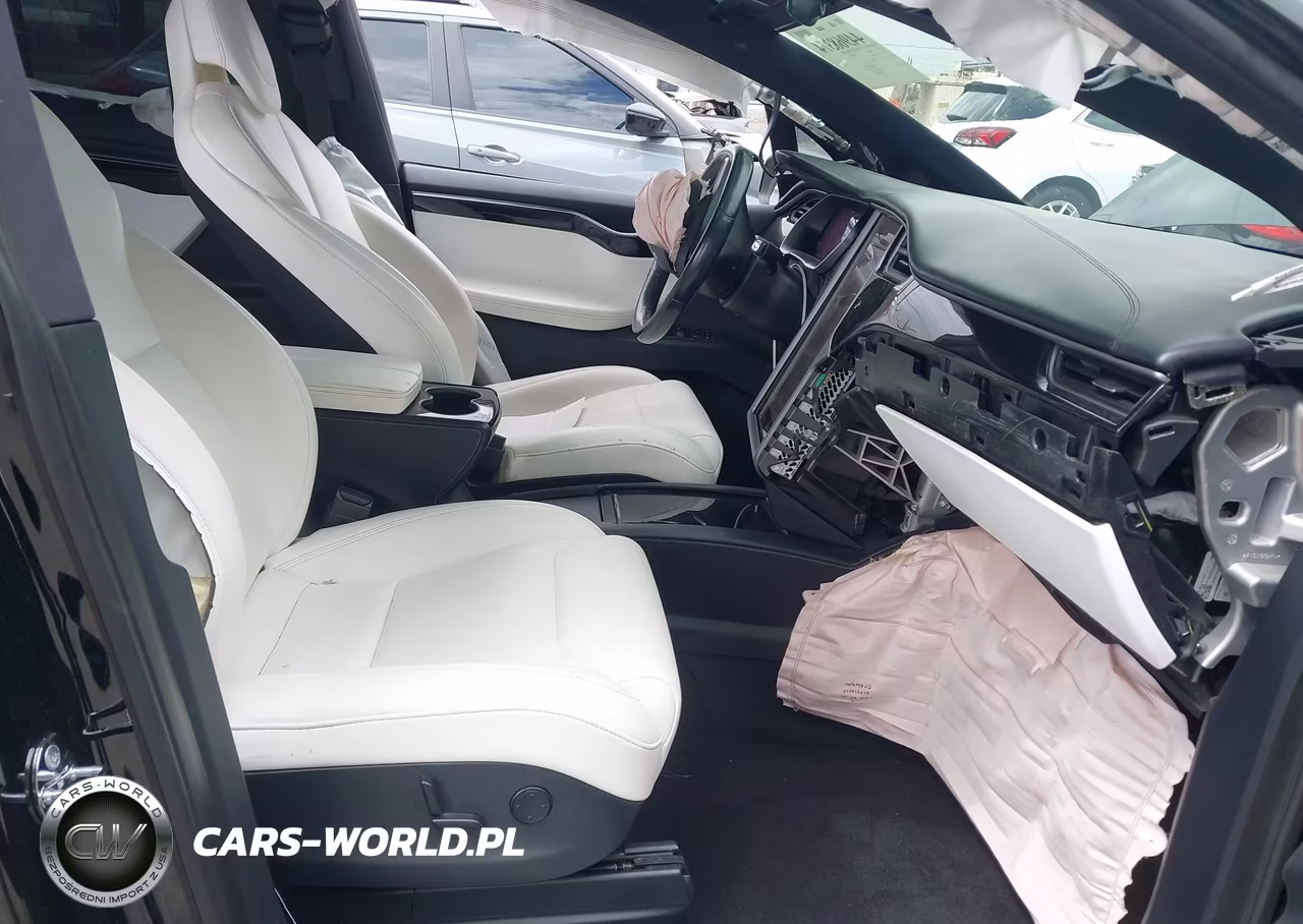 2018 Tesla Model X 100D-75D-P100D VIN:5YJXCBE21JF142808 - 5