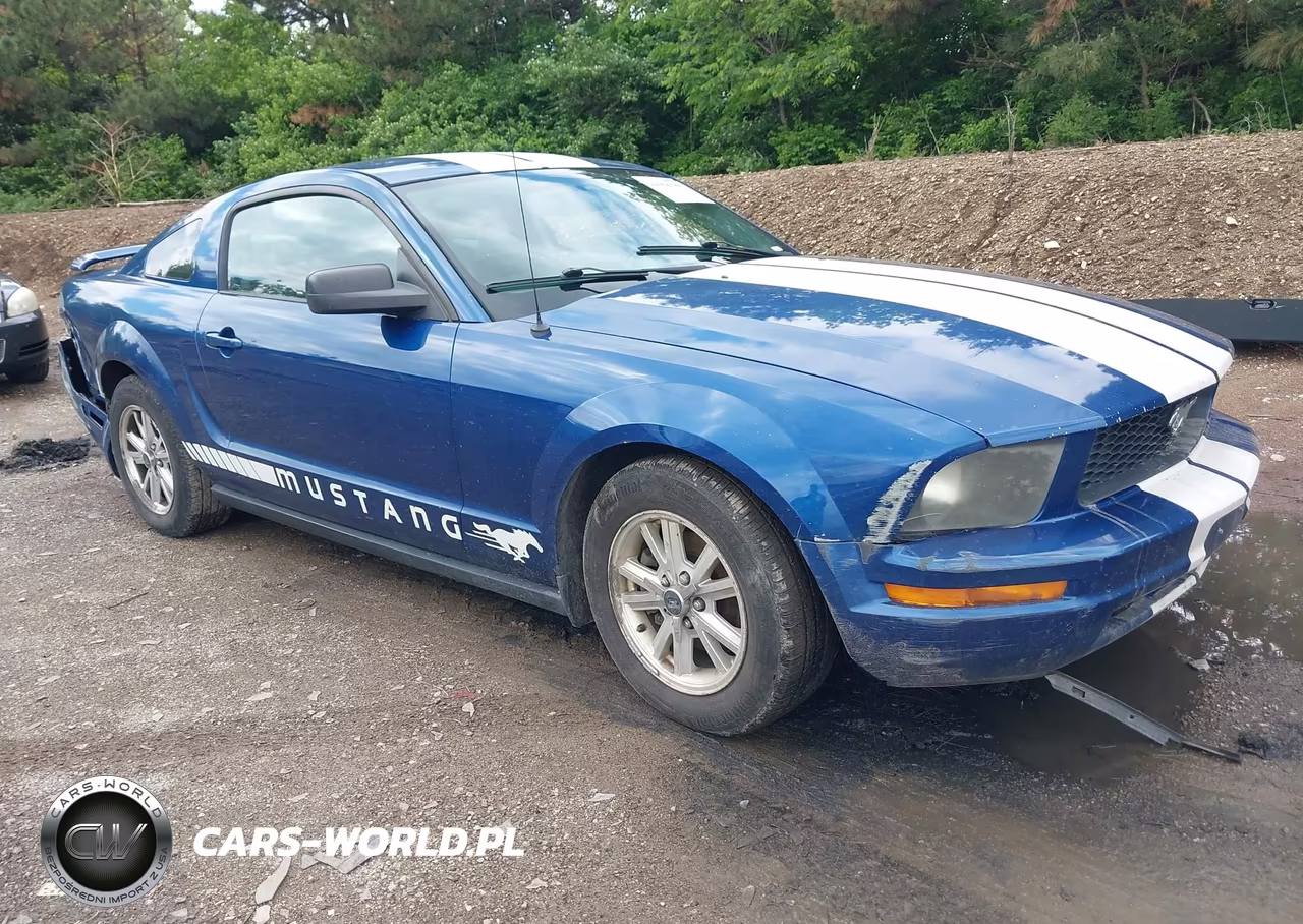 2007 Ford Mustang V6 Deluxe-V6 Premium
