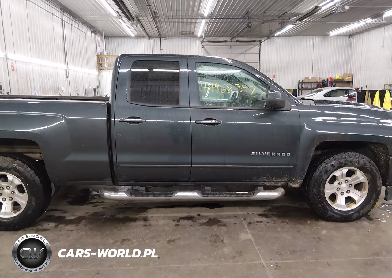 2018 Chevrolet Silverado 1500 2Lt VIN:1GCVKREC9JZ253919 - 14