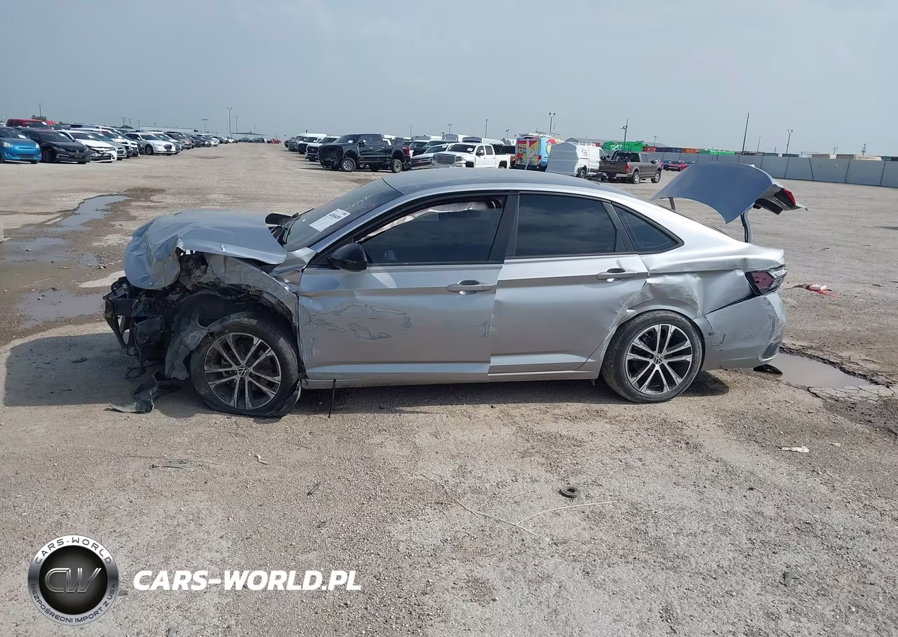 2022 Volkswagen Jetta 1.5T Sport VIN:3VWBM7BU0NM015380 - 14