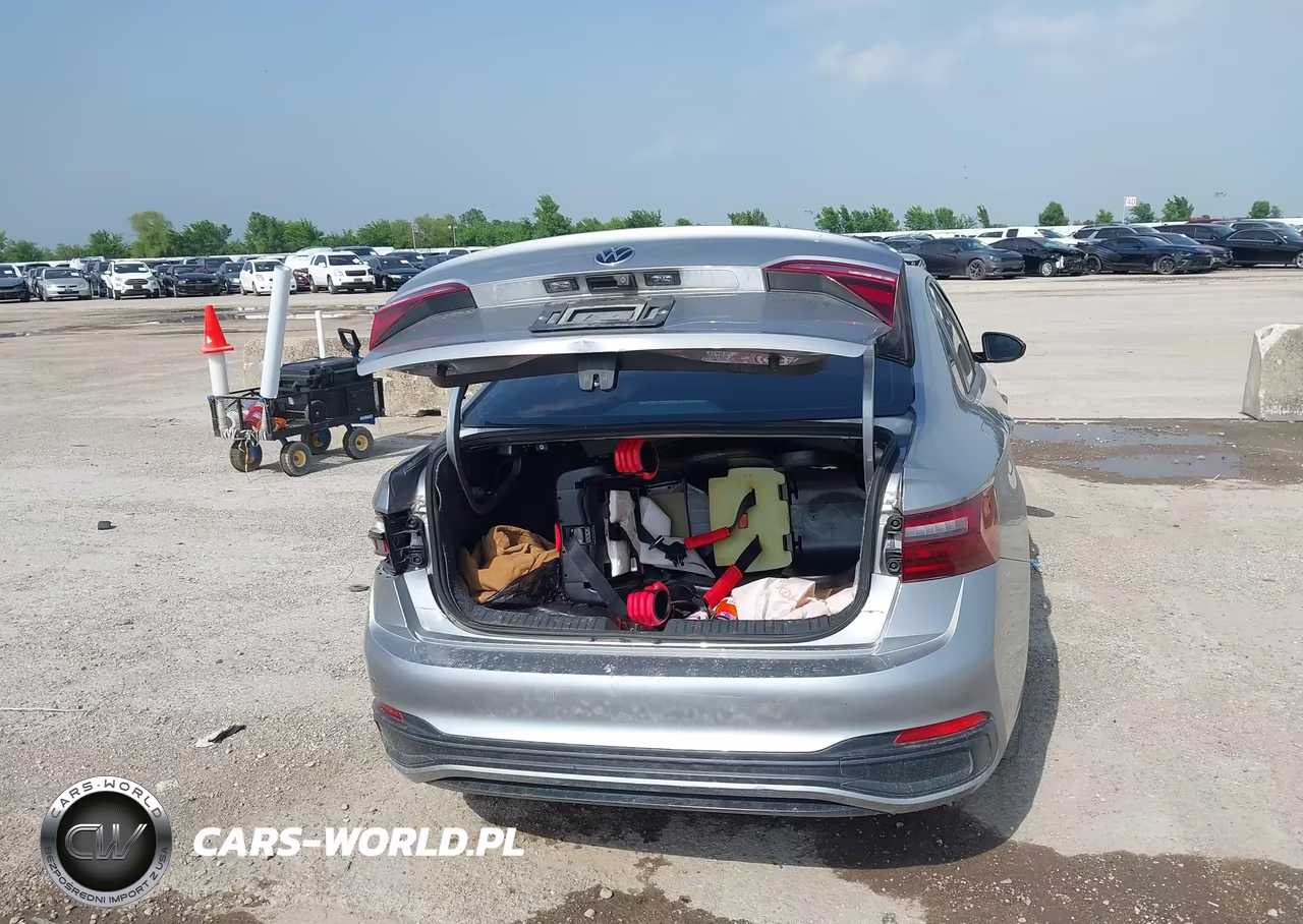 2022 Volkswagen Jetta 1.5T Sport VIN:3VWBM7BU0NM015380 - 16