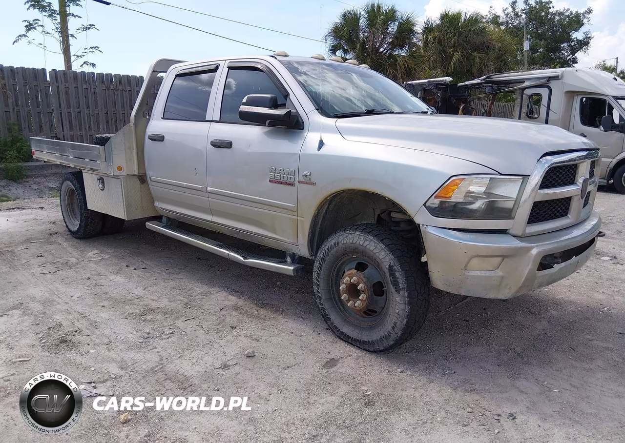 2013 Ram 3500 Chassis Tradesman-Slt-Laramie