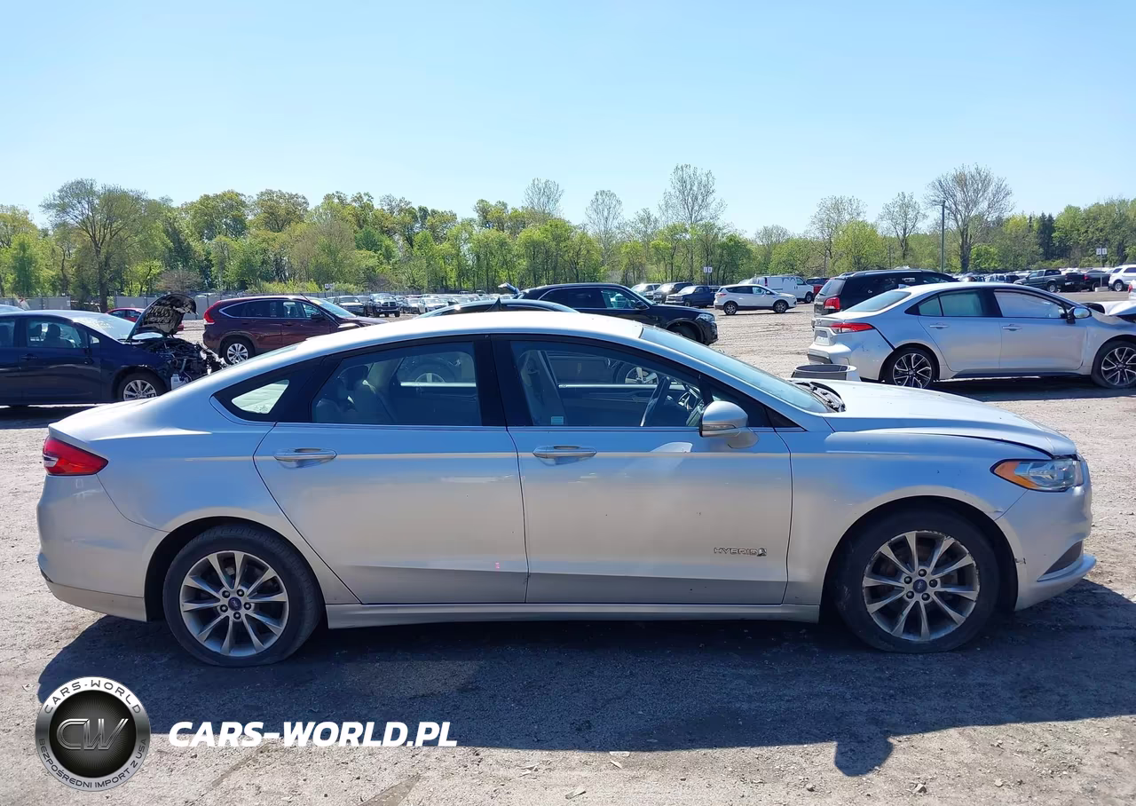 2017 Ford Fusion Hybrid Se VIN:3FA6P0LU4HR302770 - 13