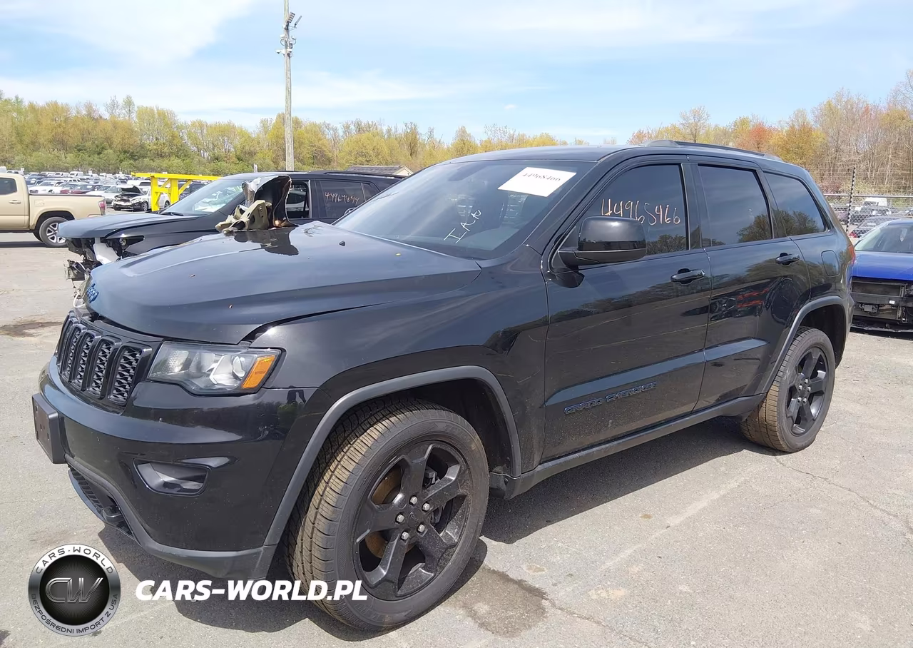 2018 Jeep Grand Cherokee Upland 4X4 VIN:1C4RJFAG2JC477922 - 2