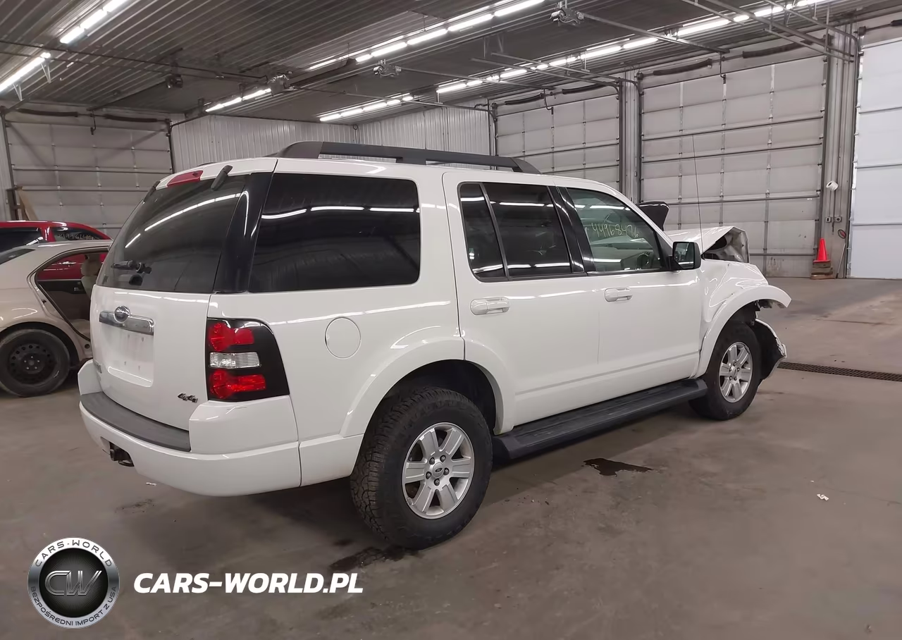 2009 Ford Explorer Xlt VIN:1FMEU73EX9UA10997 - 4