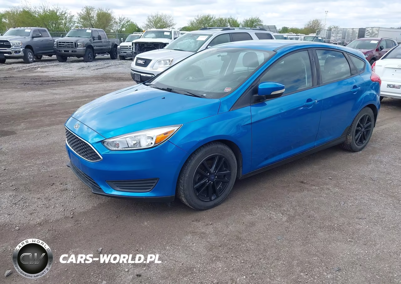 2015 Ford Focus Se VIN:1FADP3K25FL373108 - 2