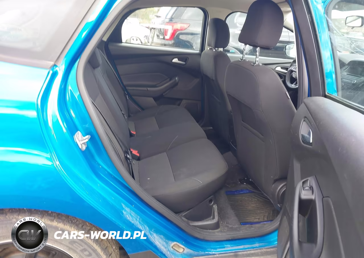 2015 Ford Focus Se VIN:1FADP3K25FL373108 - 8