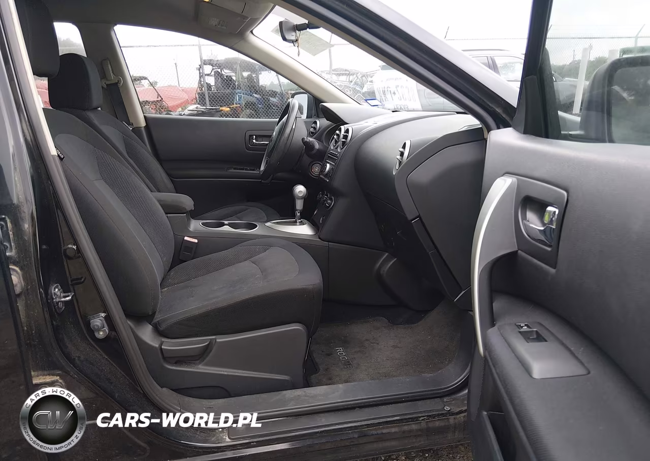 2011 Nissan Rogue S VIN:JN8AS5MT2BW576094 - 5