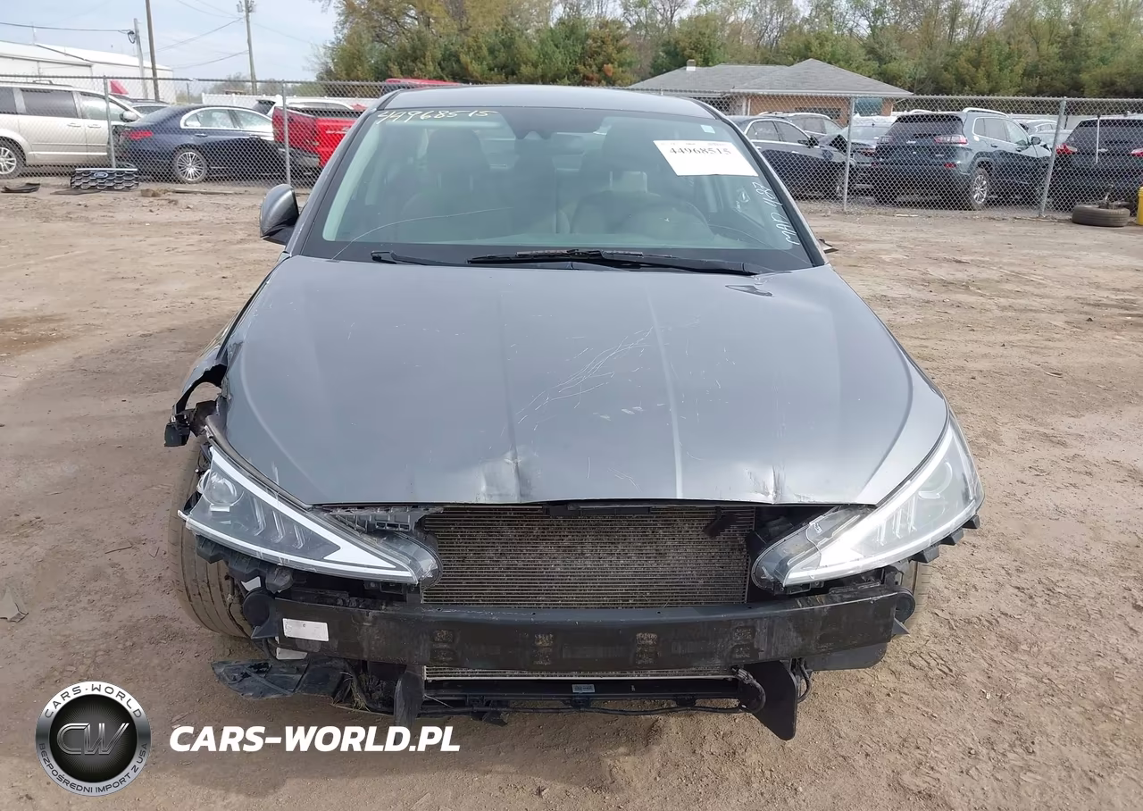 2020 Hyundai Elantra Sel VIN:5NPD84LF8LH499168 - 13