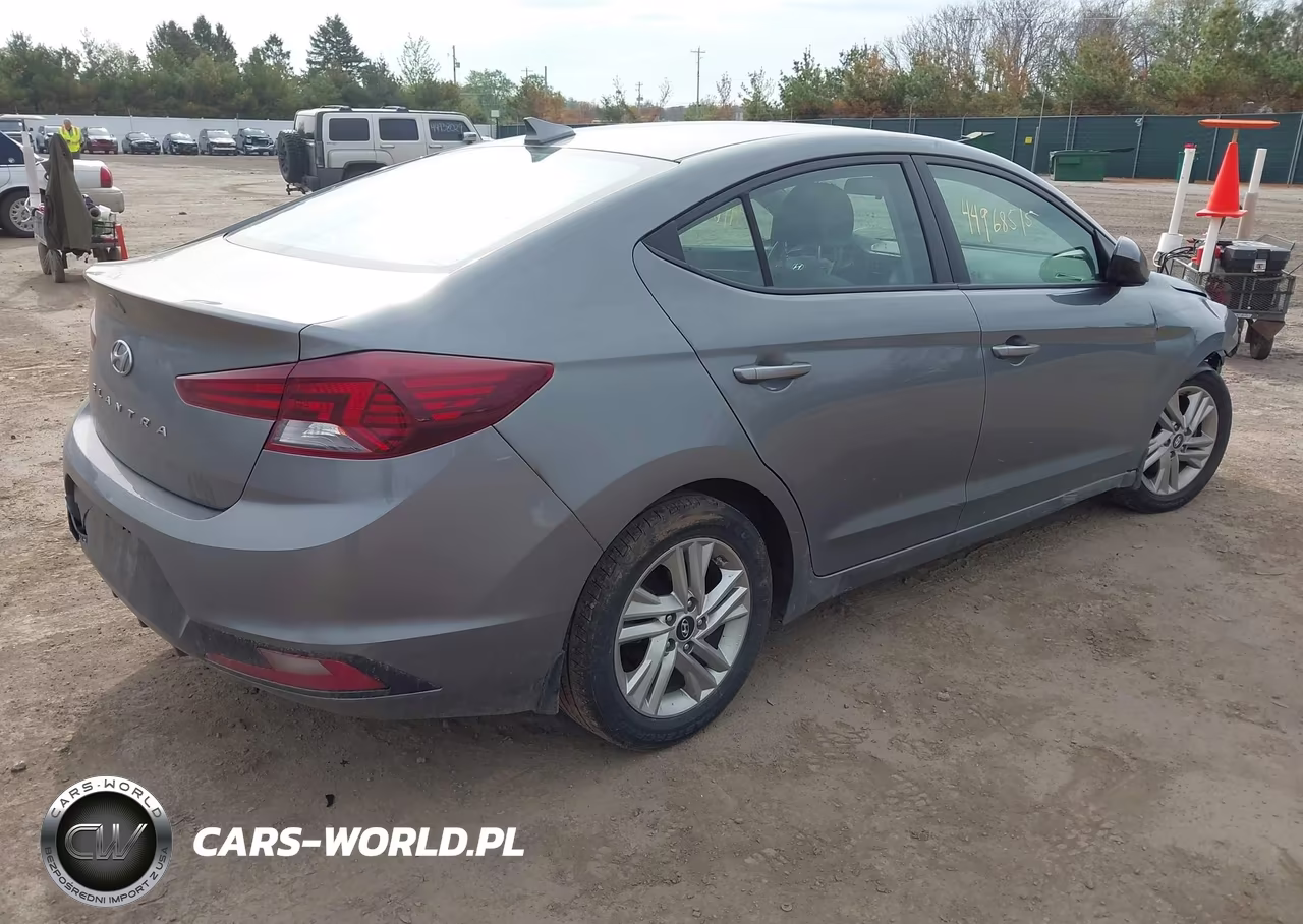 2020 Hyundai Elantra Sel VIN:5NPD84LF8LH499168 - 4