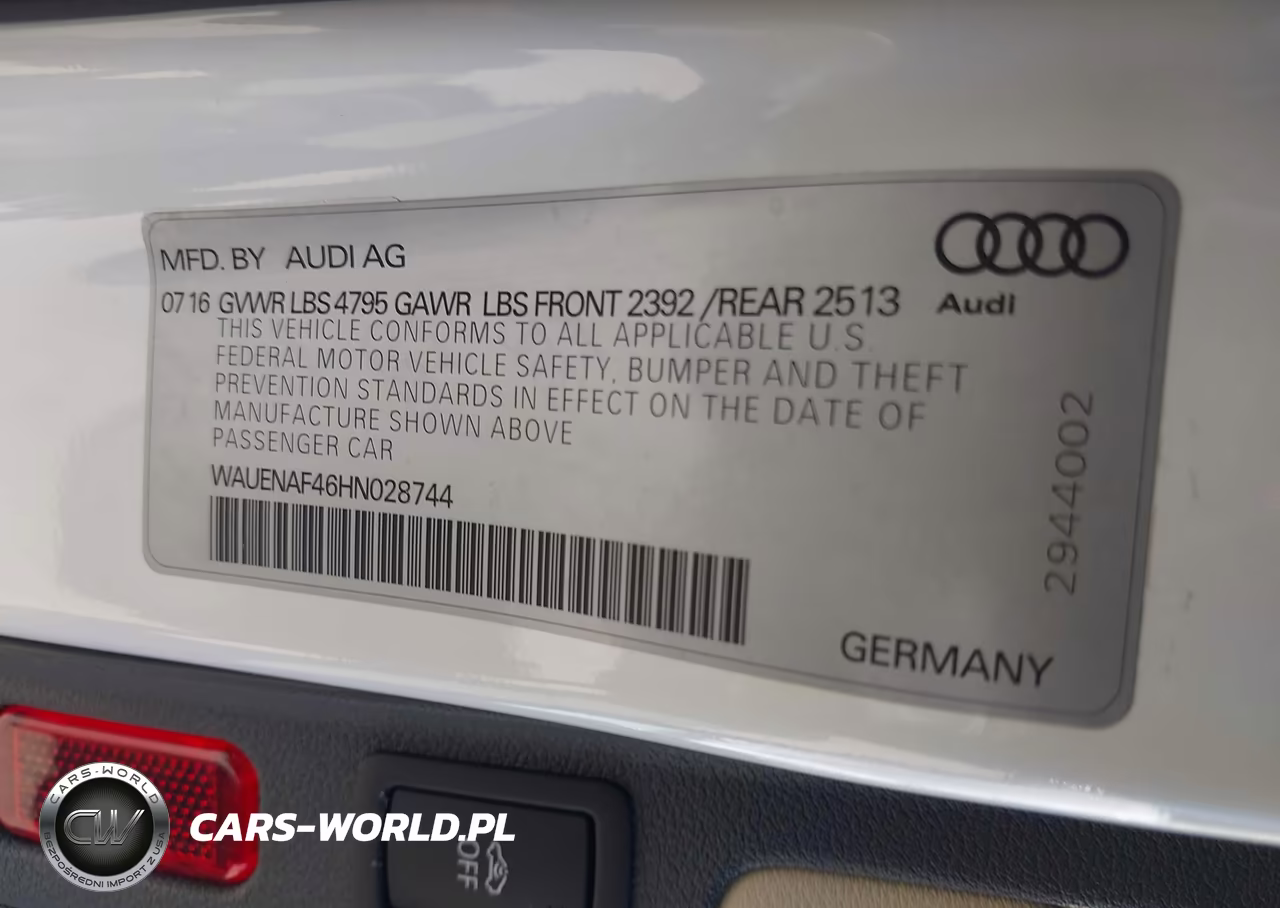 2017 Audi A4 2.0T Premium VIN:WAUENAF46HN028744 - 9