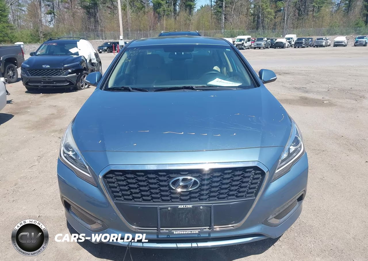 2016 Hyundai Sonata Hybrid Se VIN:KMHE24L18GA016362 - 14