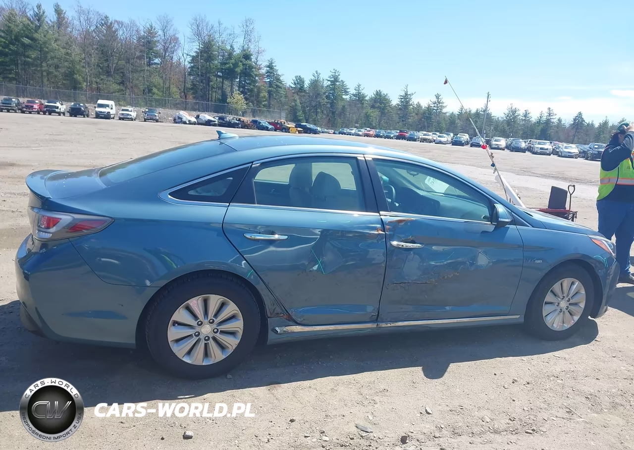 2016 Hyundai Sonata Hybrid Se VIN:KMHE24L18GA016362 - 6