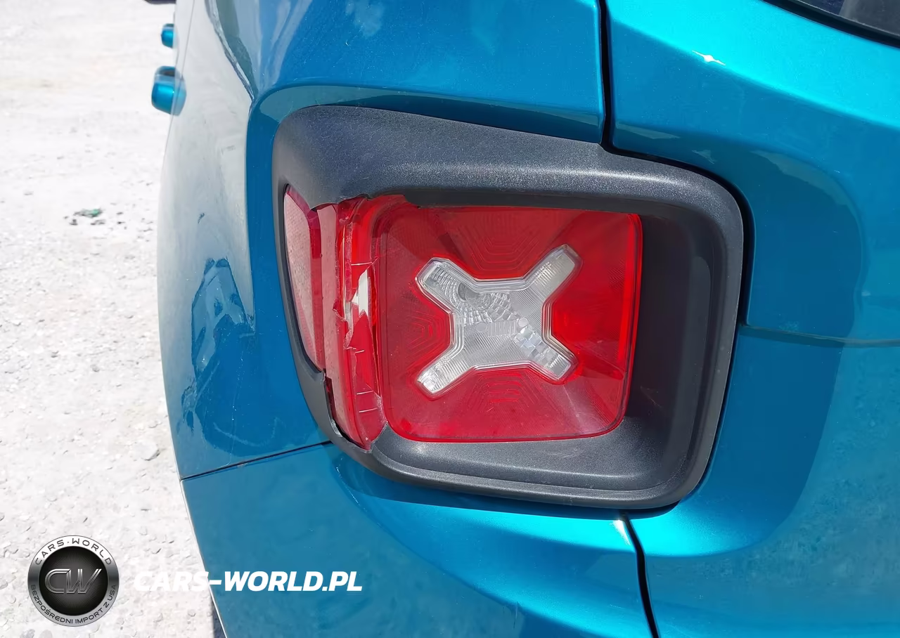 2022 Jeep Renegade Latitude 4X4 VIN:ZACNJDB10NPN98752 - 21