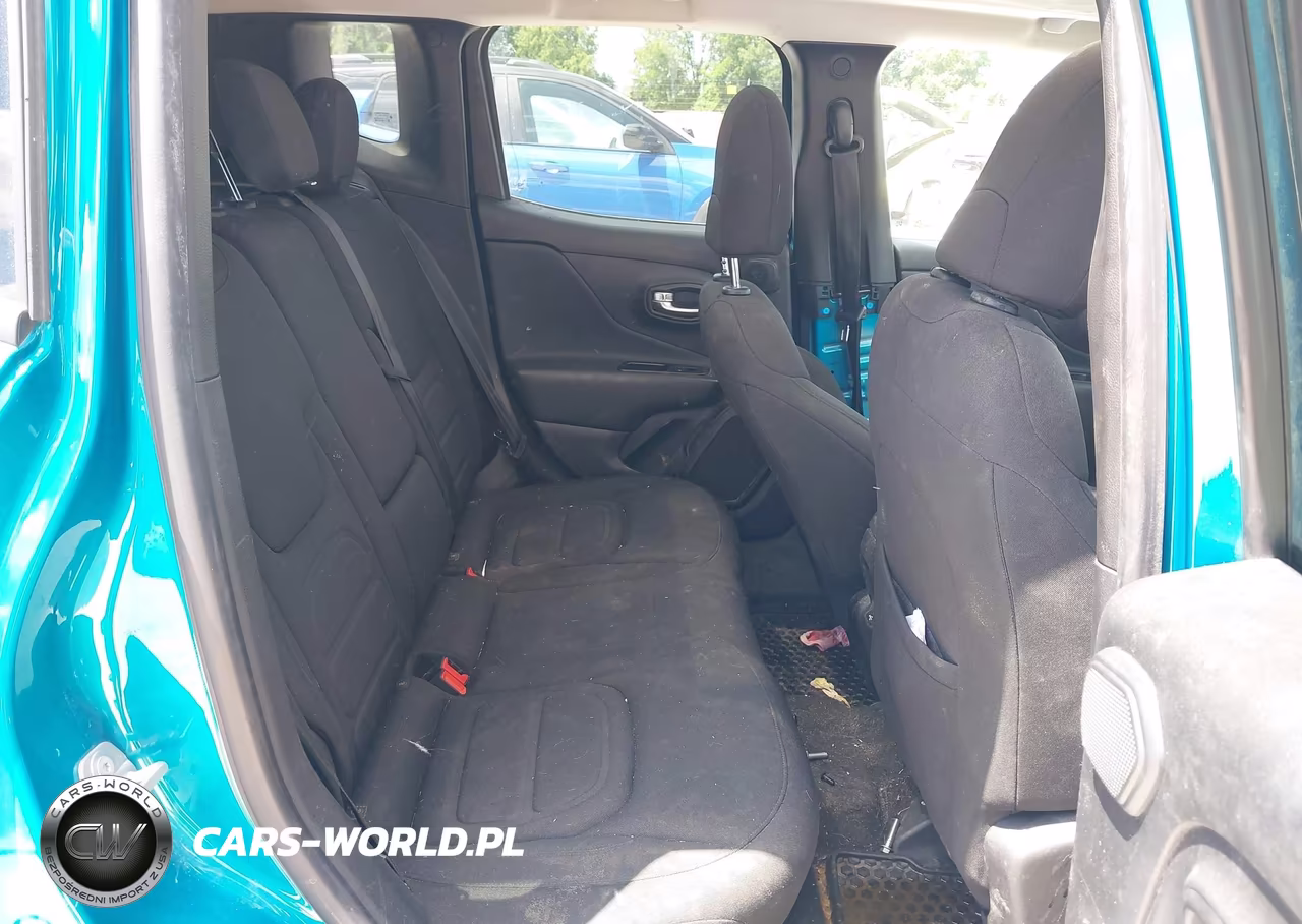 2022 Jeep Renegade Latitude 4X4 VIN:ZACNJDB10NPN98752 - 8