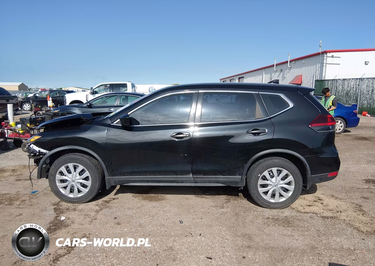 2018 Nissan Rogue S VIN:KNMAT2MT3JP505048 - 15