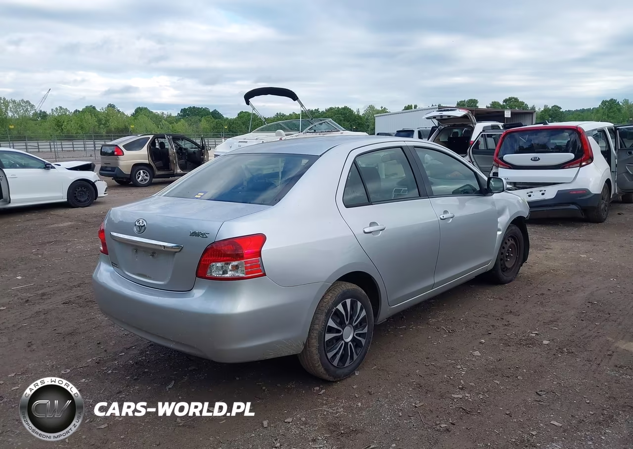 2012 Toyota Yaris VIN:JTDBT4K38CL038626 - 4