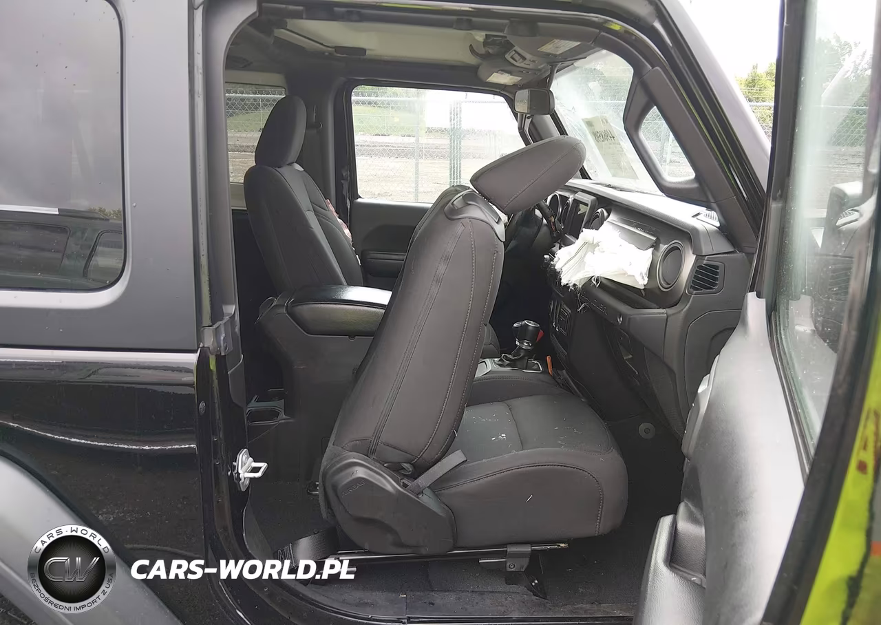 2018 Jeep Wrangler Sport S 4X4 VIN:1C4GJXAN9JW243528 - 5
