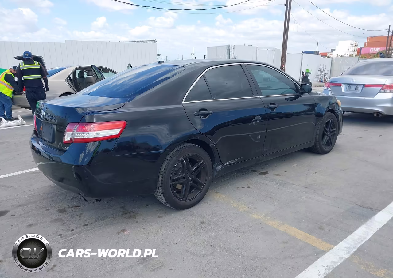 2011 Toyota Camry Le VIN:4T4BF3EK9BR095450 - 4