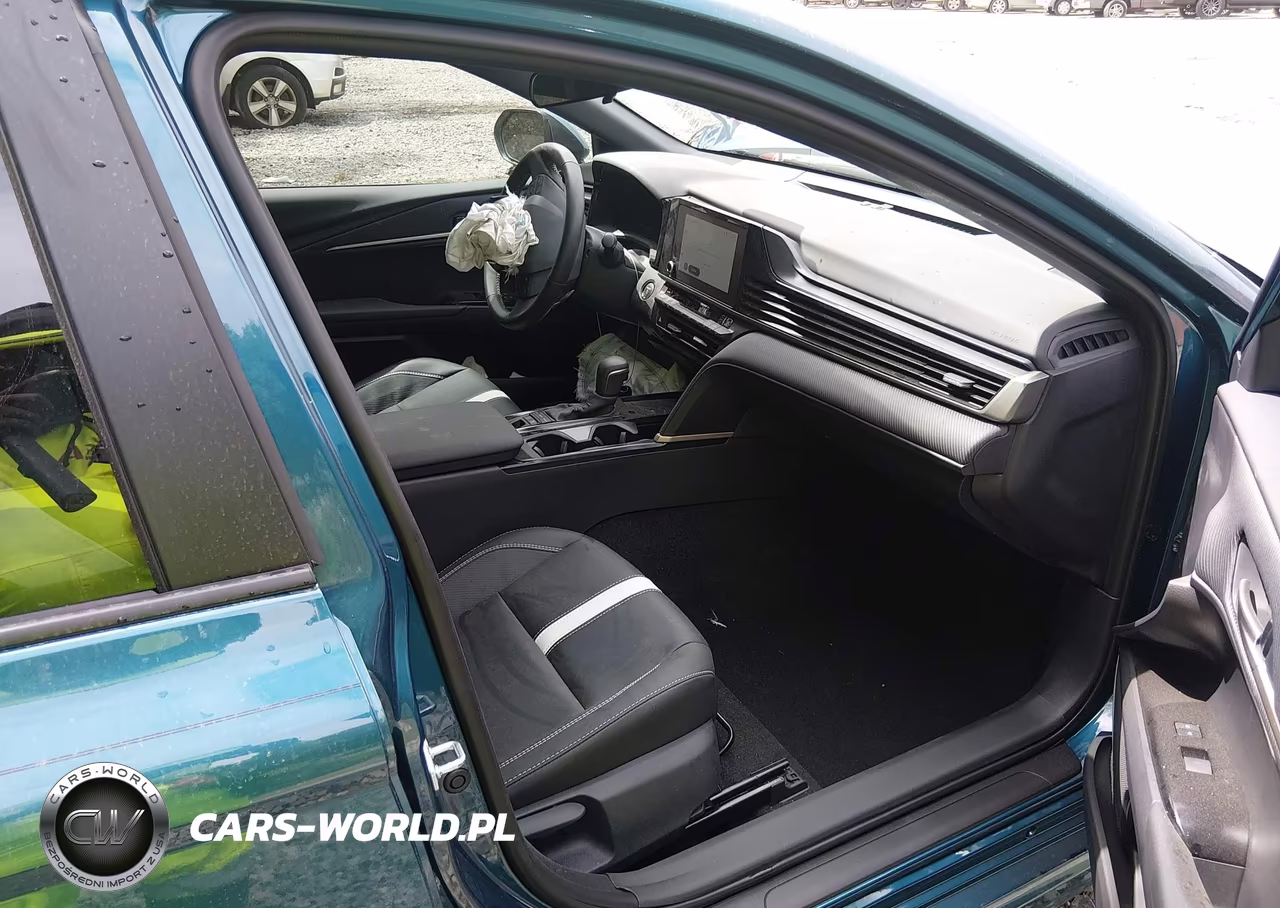 2026 Toyota Camry Se VIN:4T1DAACK6TU231480 - 5