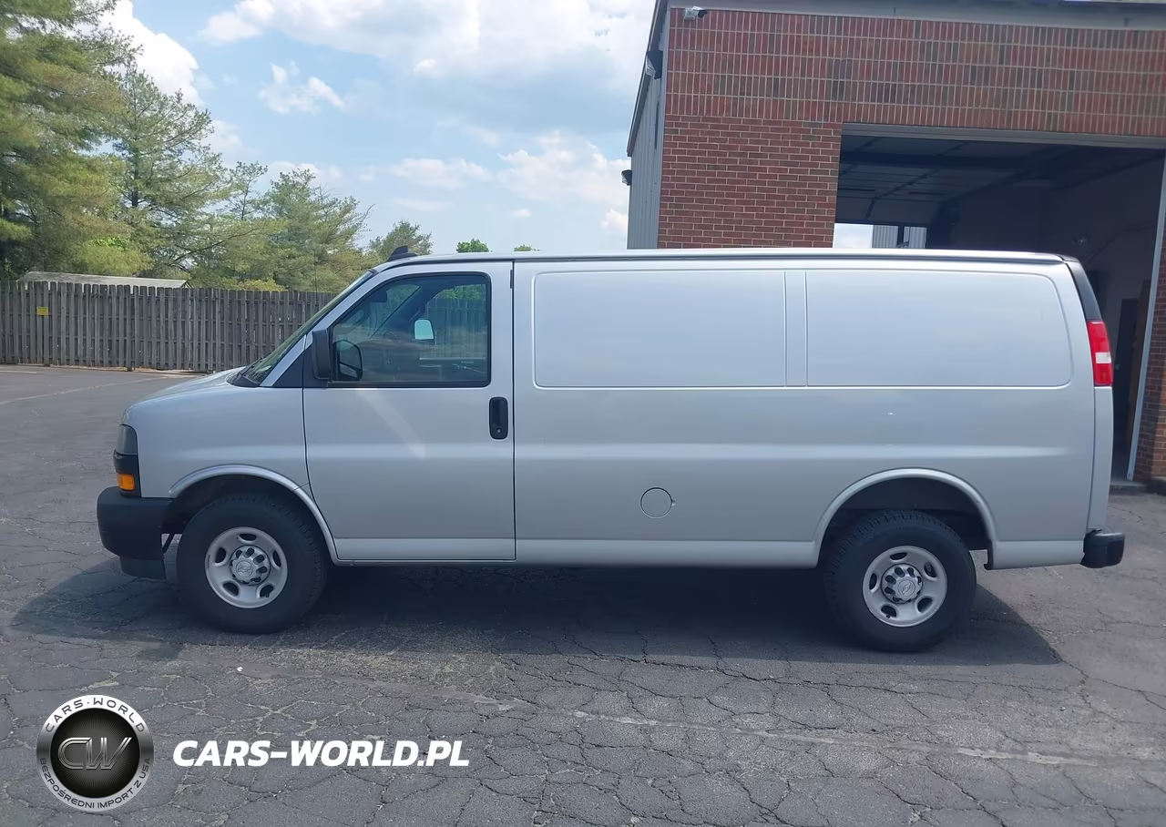 2018 Chevrolet Express 2500 Work Van VIN:1GCWGAFG7J1334229 - 13