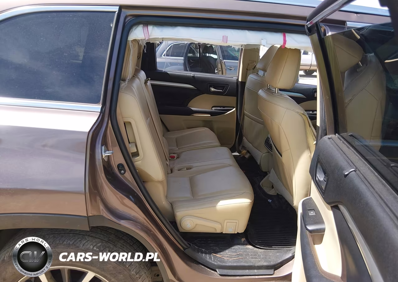 2018 Toyota Highlander Xle VIN:5TDKZRFH1JS247509 - 8